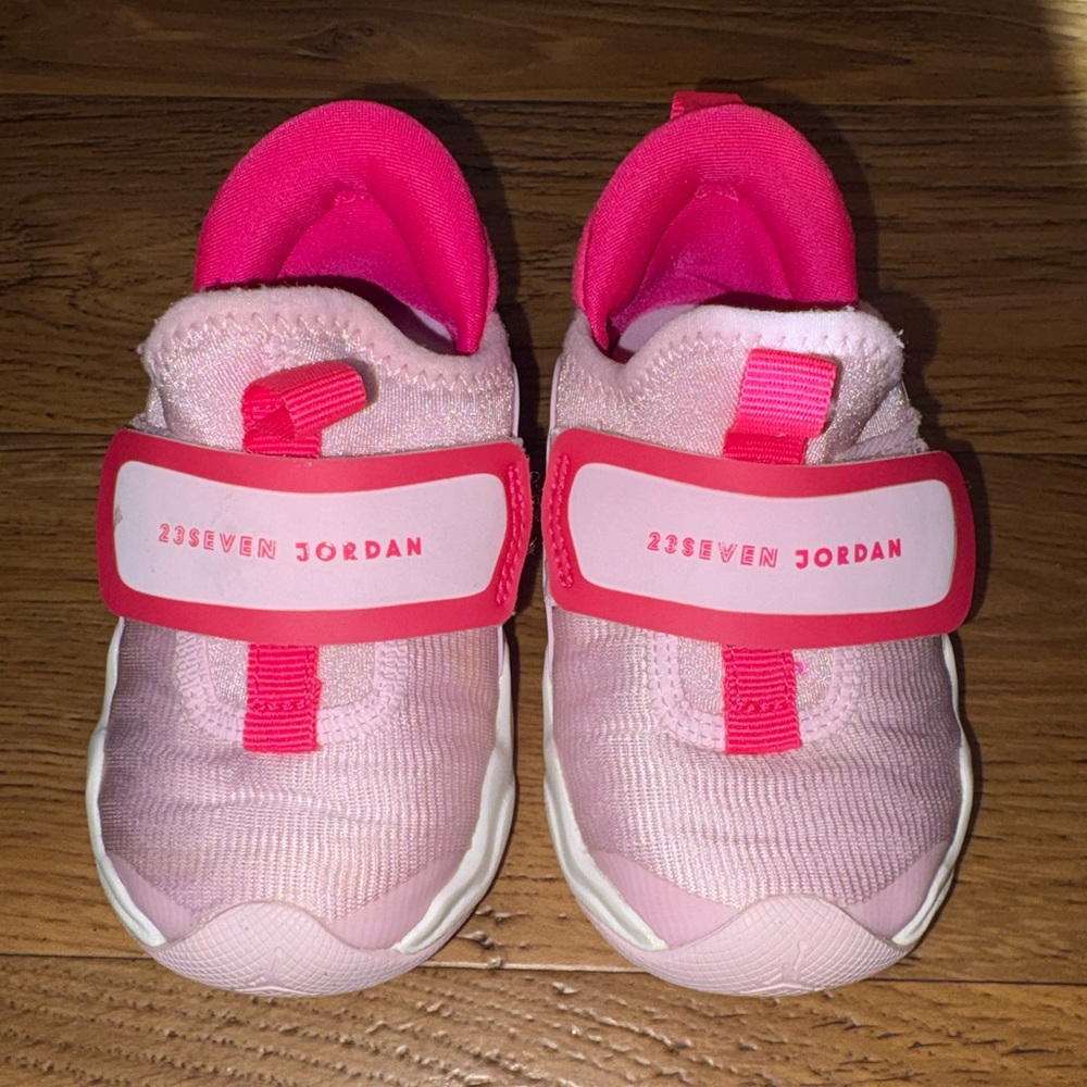 Nike Jordan 23/7 Easy-On Baby Sneaker 6